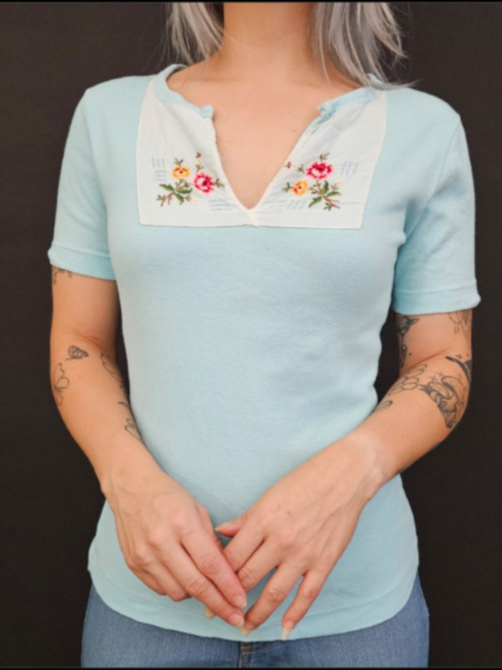 70s/80s Light Blue Embroidered Floral Neckline Short Sleeve Top